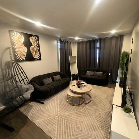 Elegant Apt By Ewr & Pennstation Newark Ngoại thất bức ảnh